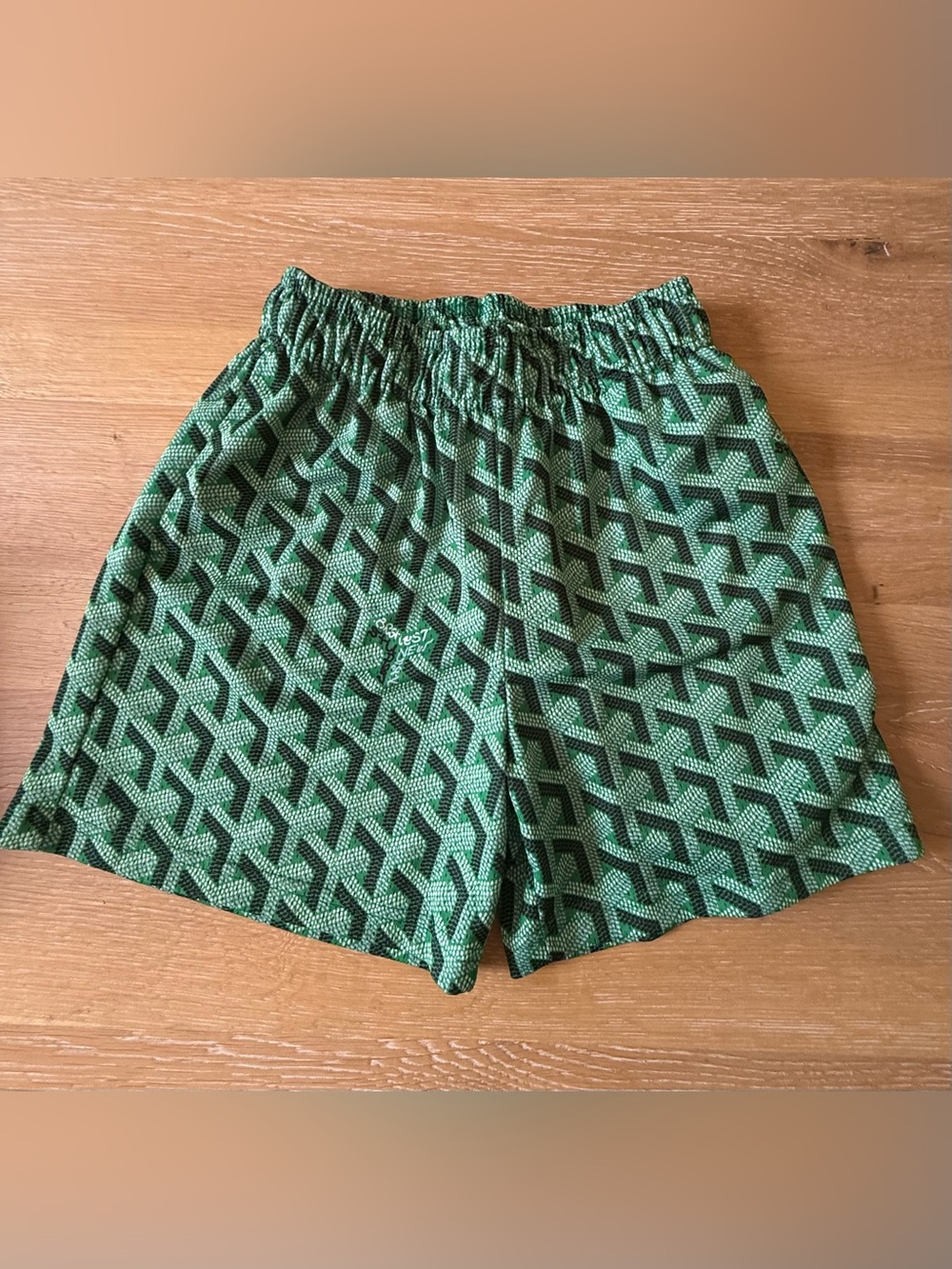 Bravest Studio Multi shorts, size M